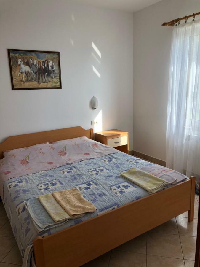 Apartments Bodi ロヴィニ エクステリア 写真